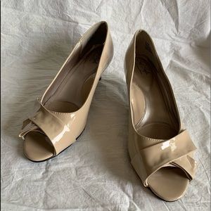 Soft Style Size 11 Open Toe Beige Heels - Heel 2.5